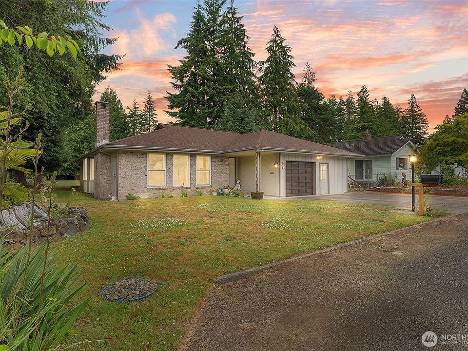 1st image of 624 W Cedar Avenue