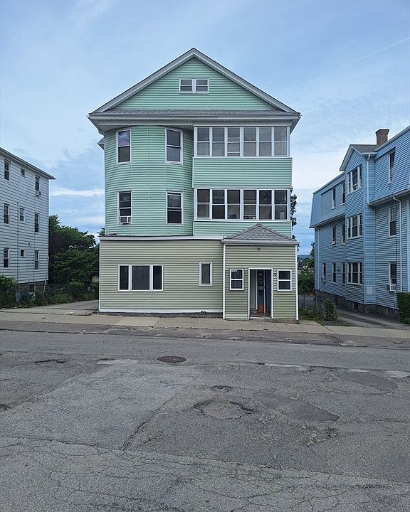 1st image of 70 Sterling St
