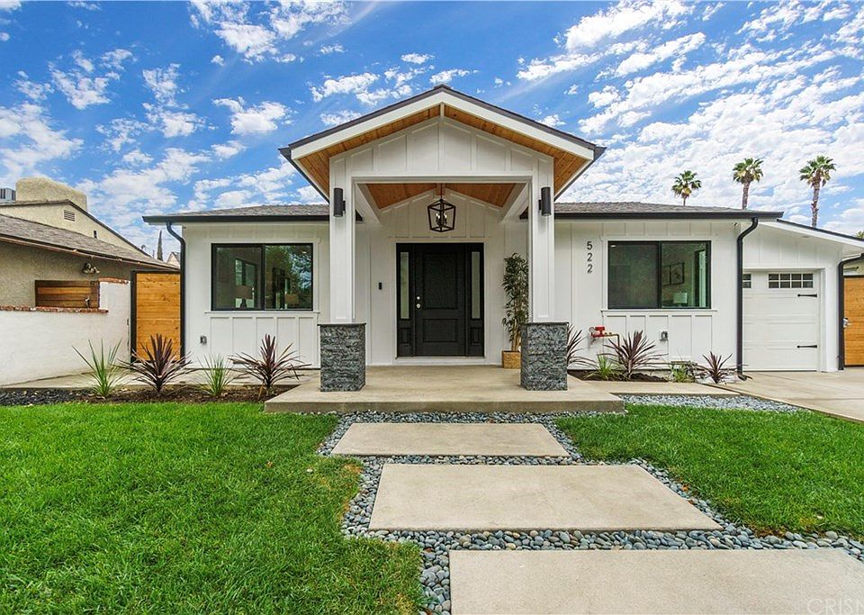 1st image of 522 N Toluca Park Dr