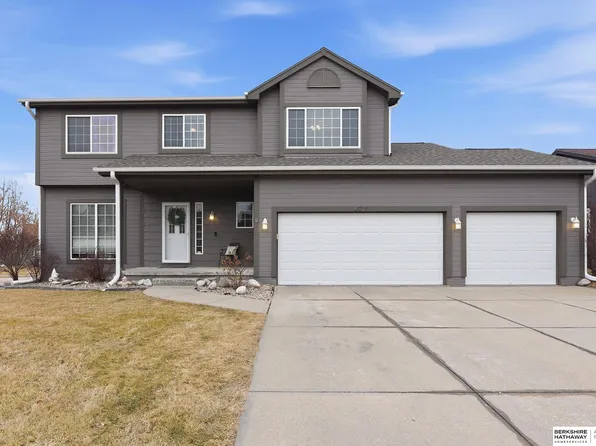 4921 N 161st St, Omaha, NE 68116