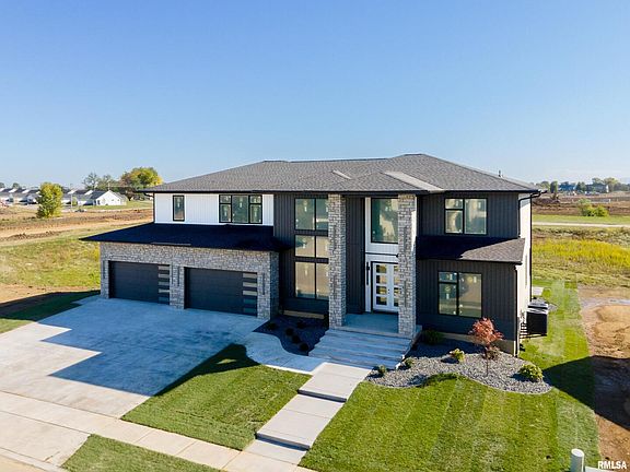 3rd image of 6571 Blackbird Ln