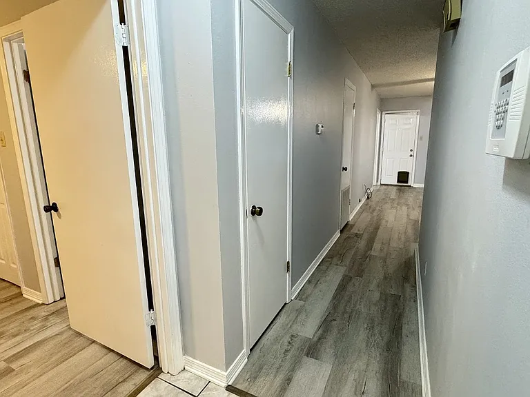204 Splane Dr — Photo 8