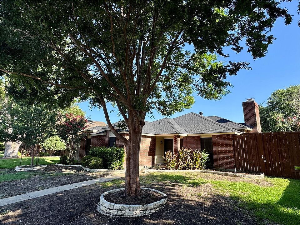 1st image of 979 Mauve Dr