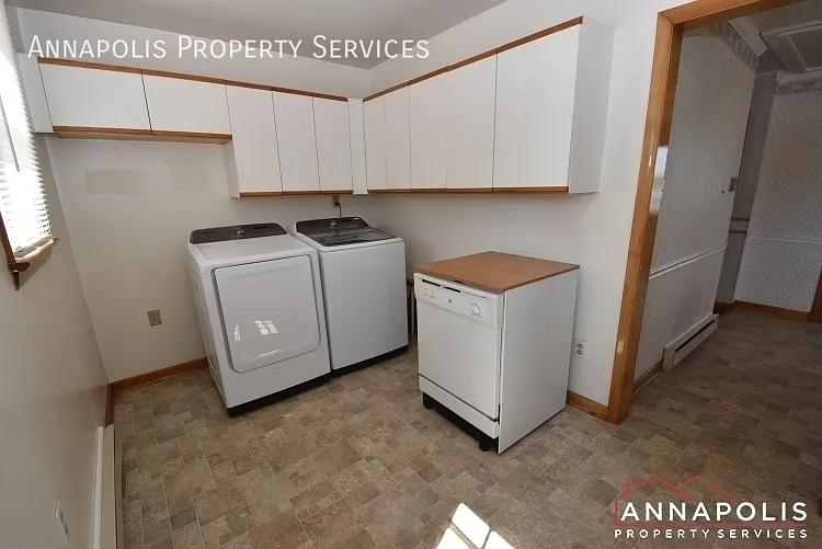 3043 Riva Rd — Photo 14