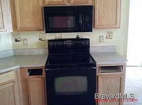 5th image of 3234 Halacka Ave SE