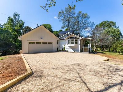 233 McCoy Rd, Franklin, NC, 28734