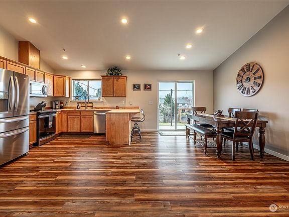 5th image of 1297 Canyon Court