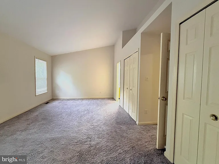 5304 Buxton Ct — Photo 14