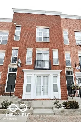 420 W Main St Photo 1
