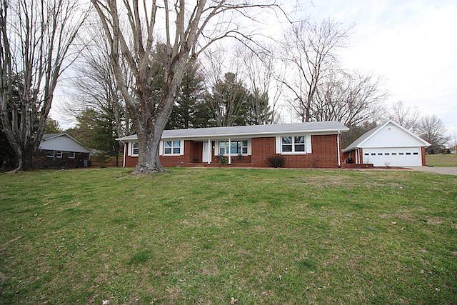 1st image of 113 Green Hill Park Dr