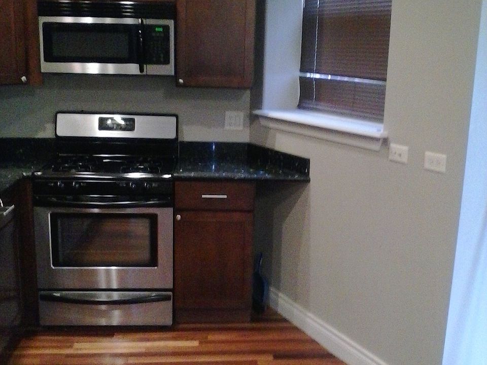 2nd image of 6318 S Greenwood Ave