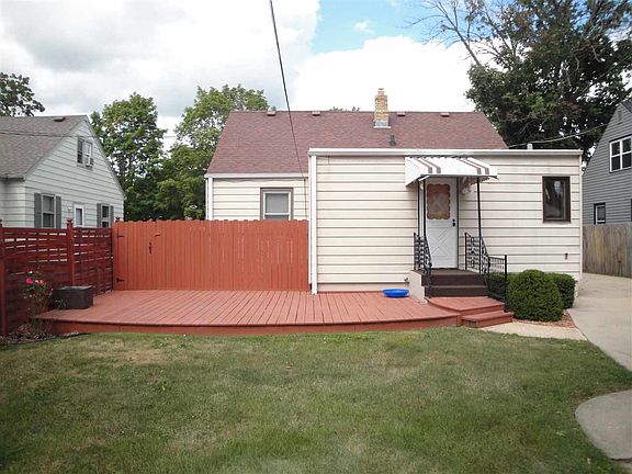 3rd image of 2208 Sharon Ave