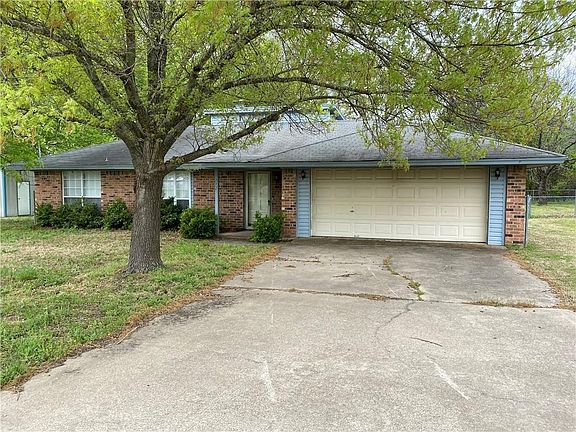 5th image of 372 White Rock Ln