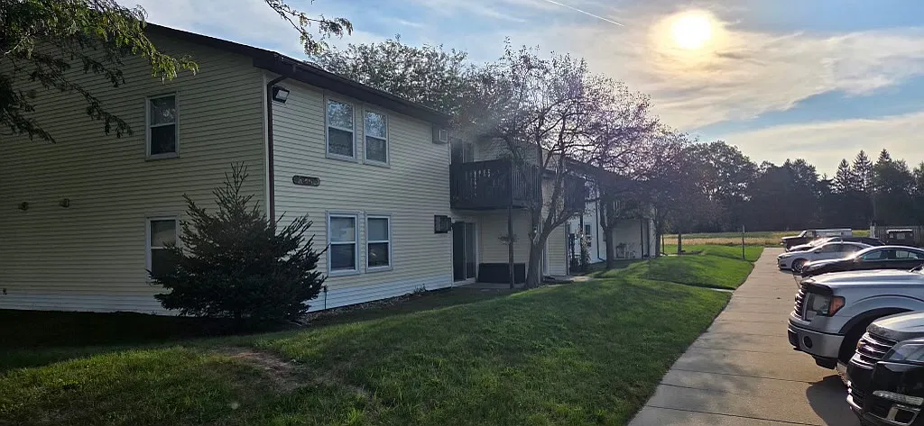 215 Joy St — Photo 1