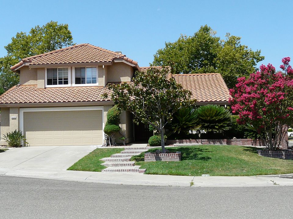 1st image of 8609 La Pluma Ct