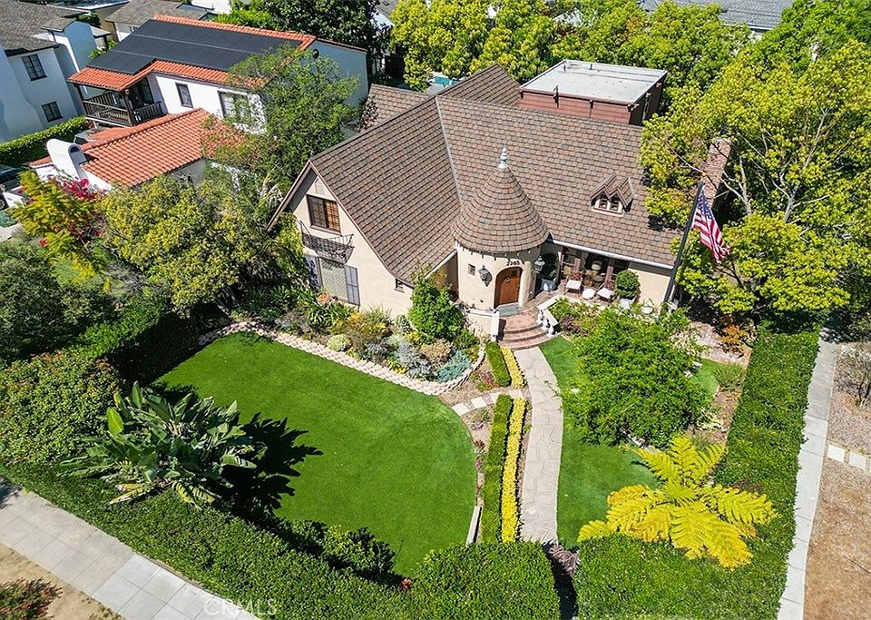 1st image of 2285 E Orange Grove Blvd