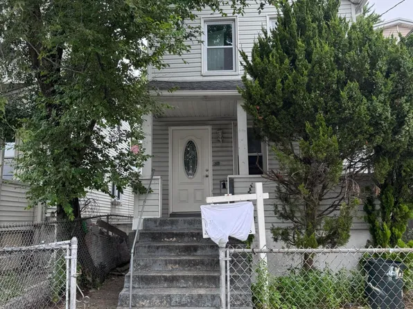 143 Simonson Ave, Staten Island, NY 10303