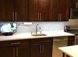 48-28 41st St #1F, Sunnyside, NY 11104