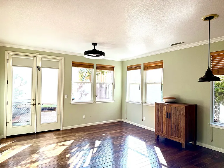 5822 Chambertin Dr — Photo 7