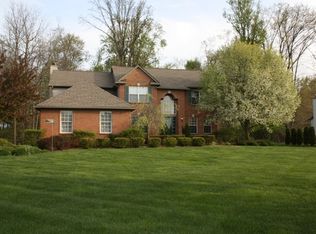 60677 S Lyon Trl, South Lyon, MI 48178