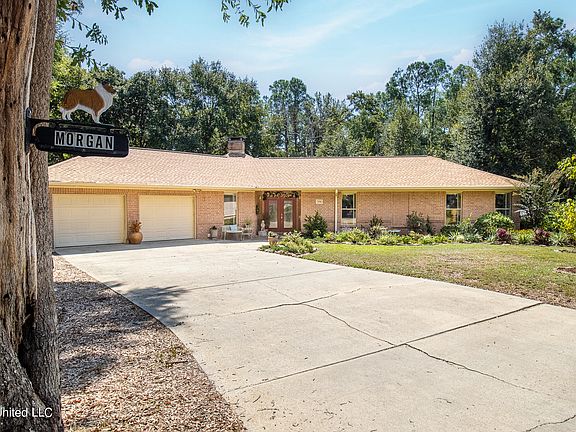 2nd image of 2550 Audubon Pl