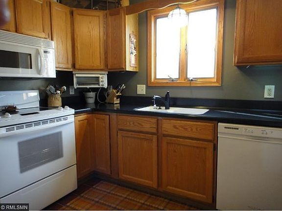 5th image of 6105G Shamrock Dr