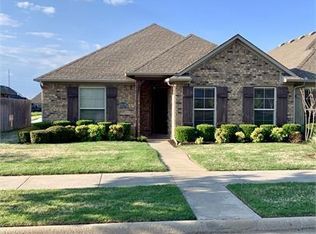 3206 SW Stoneway Ave, Bentonville, AR 72713