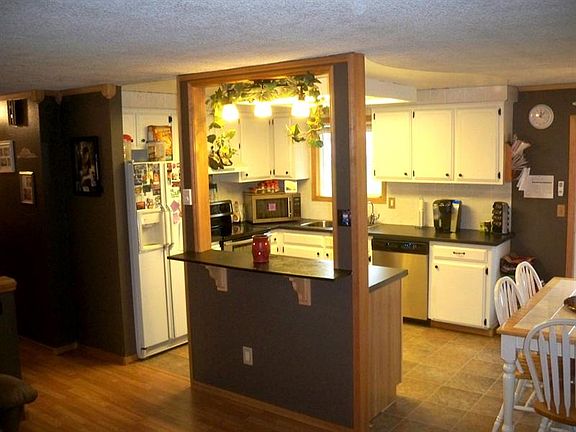 4th image of 4221 NE 155th Ave