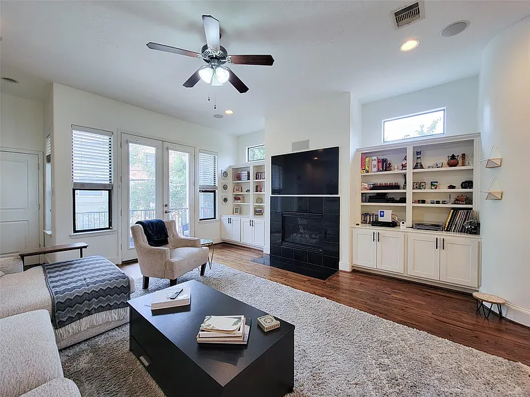 403 Jackson Hill St — Photo 31