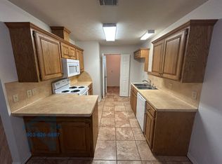 799 Houston St #A, Queen City, TX 75572