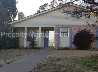 1001 Itasca St, Plainview, TX 79072