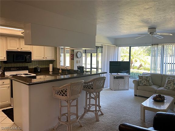 4th image of 5890 Trailwinds Dr APT 513