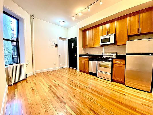 1st image of 228 E 80th St APT 6RW