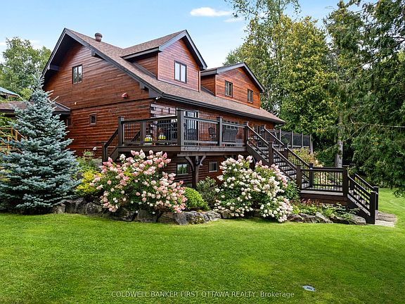3rd image of 5125 Ardoch Rd