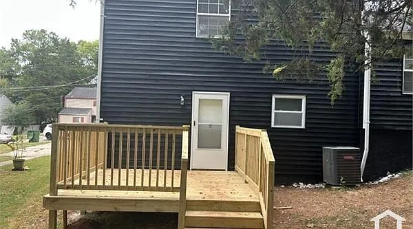 2 bed, 978 sqft, $1,300 — Photo 2