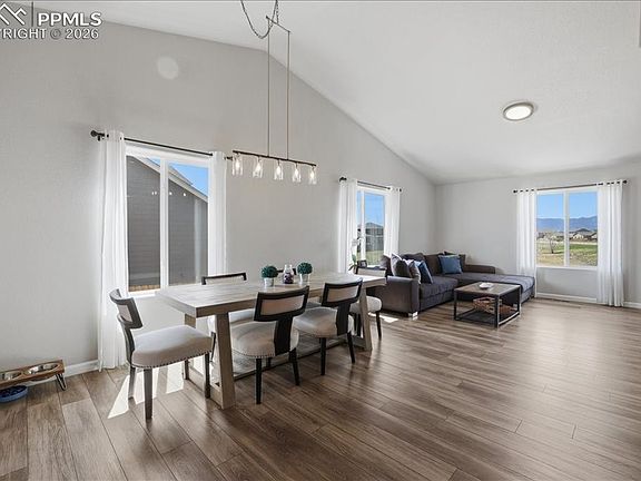 3rd image of 6840 Alsea Dr