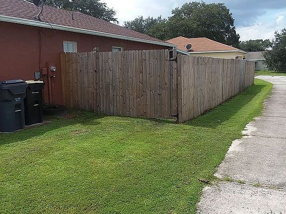 3rd image of 526 Koala Dr