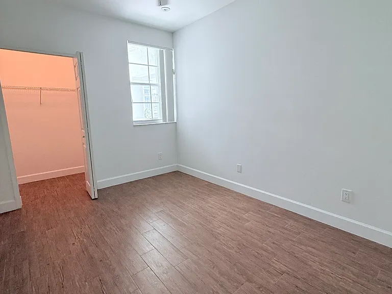 3245 NE 184th St #13405 — Photo 13