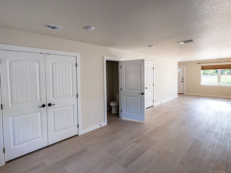 1407 Martin Luther King Jr Ln #A — Photo 10
