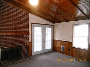 2nd image of 219 Grand Ave
