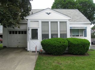 150 Oakland St, Fall River, MA 02720
