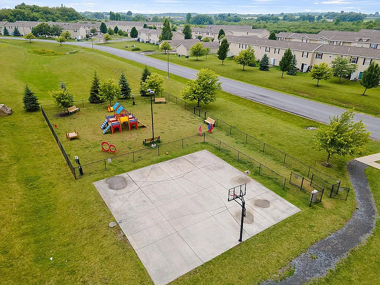 Eagle Ridge Village — Photo 22