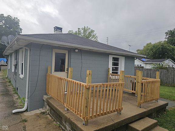 3rd image of 2418 W 18th St