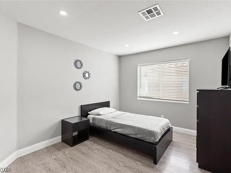 3402 Classic Bay Ln — Photo 26