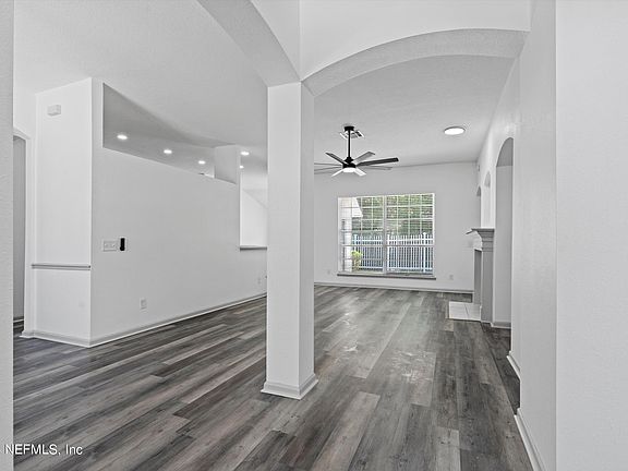 2nd image of 6370 PLANTATION BAY Drive N