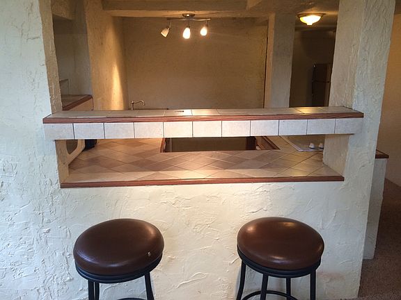 Dining counter