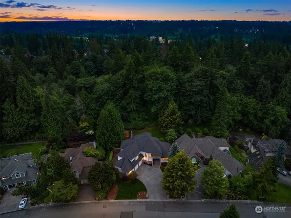 15004 16th Avenue SE, Mill Creek, WA 98012