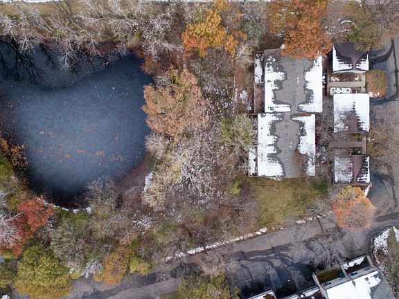 2nd image of 93 River Woods Ln