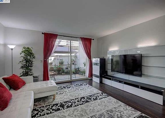 5th image of 3007 Kaiser Dr Unit B