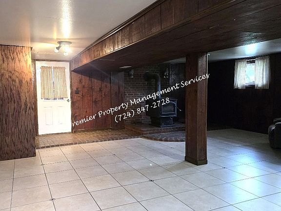 5th image of 2153 Mount Jackson Rd